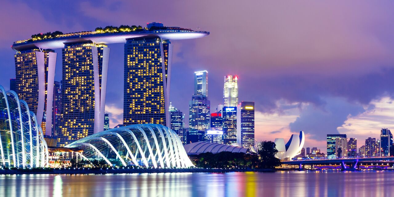 Discover Singapore with our Travel Guide