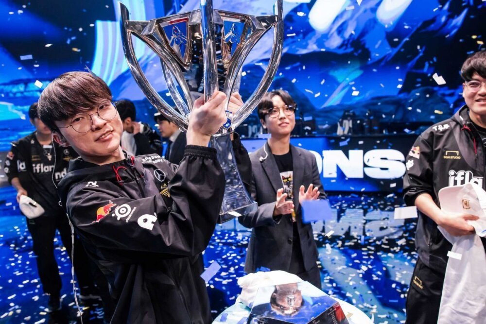 LOL Worlds 2023 victor Lee Sang-hyeok: 'Humility is paramount' | The DONG-A  ILBO